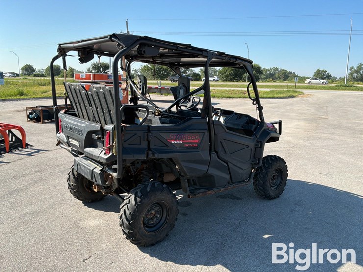 2019-pioneer-4x4-image-5