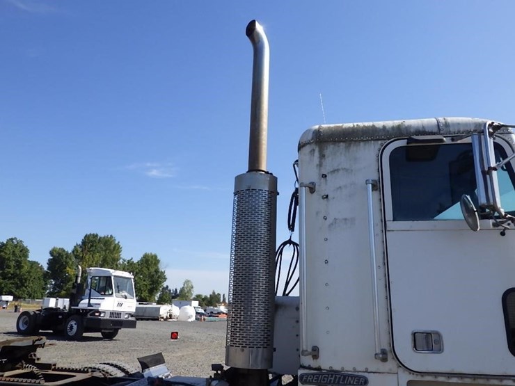1995-freightliner-flb-t/a-truck-tractor-image-29