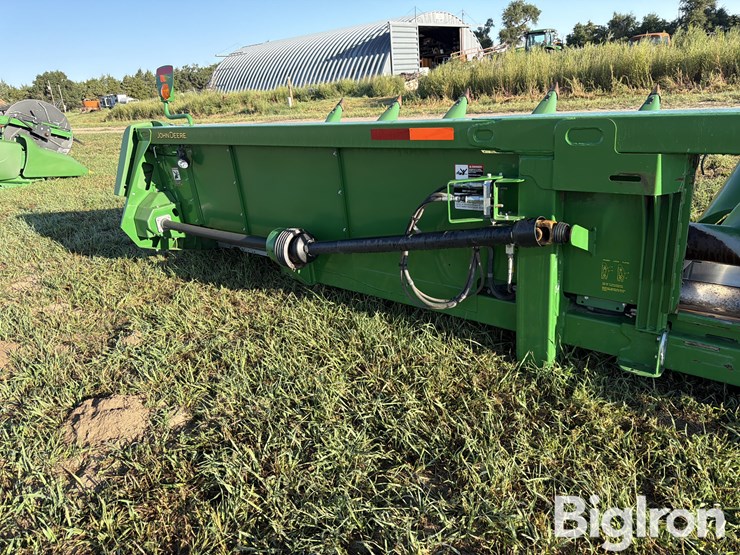 2019-john-deere-712c-image-10