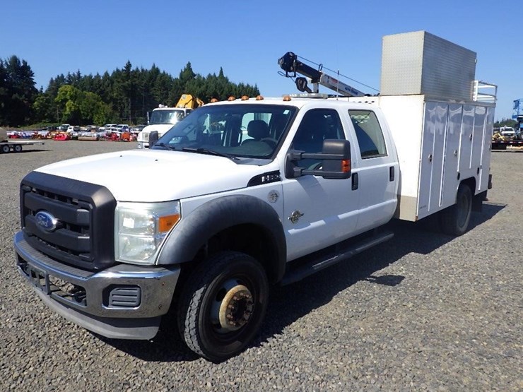 2011-ford-f550-image-1