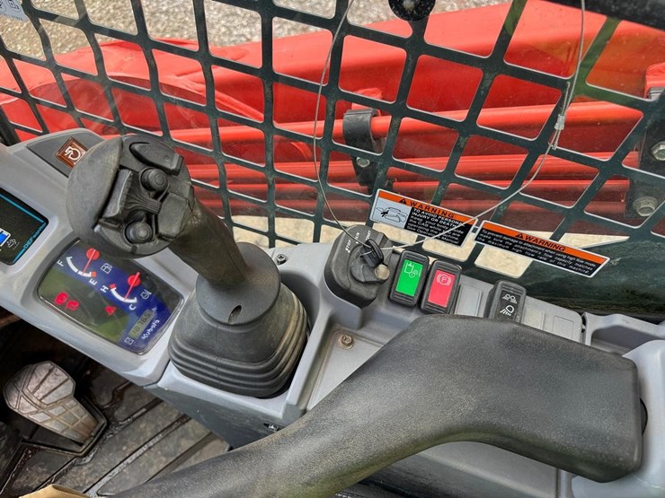 2018-kubota-svl95-2-image-25