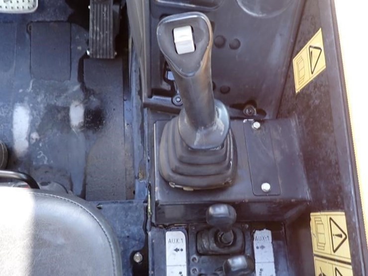 2018-jcb-509-42-image-17
