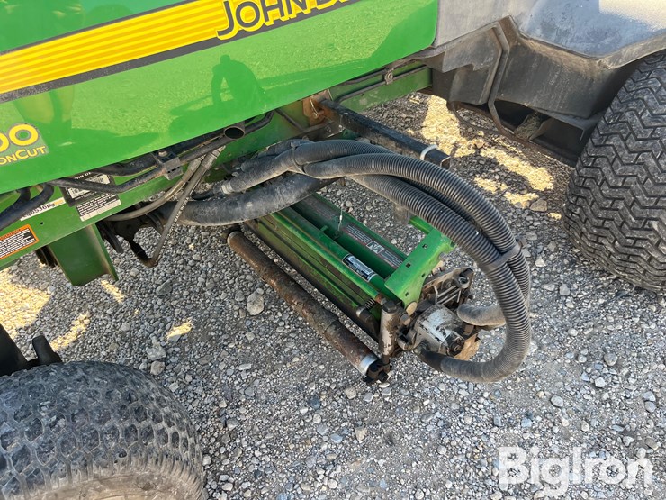 2012-john-deere-7500-image-16