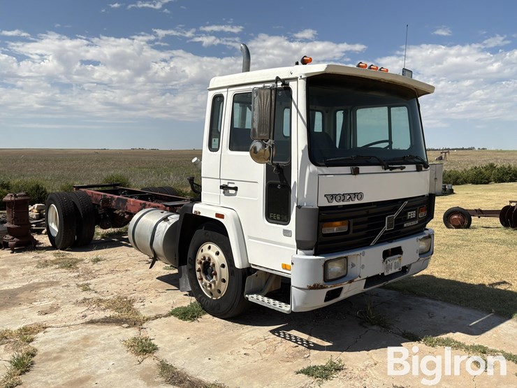 1988-volvo-fe-image-3