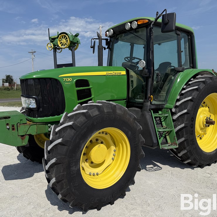 2008 JOHN DEERE 7130 PREMIUM