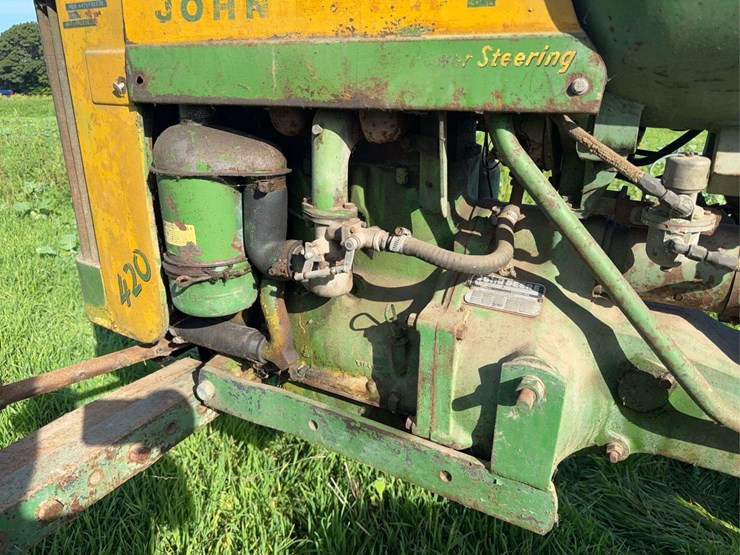 john-deere-420-image-9
