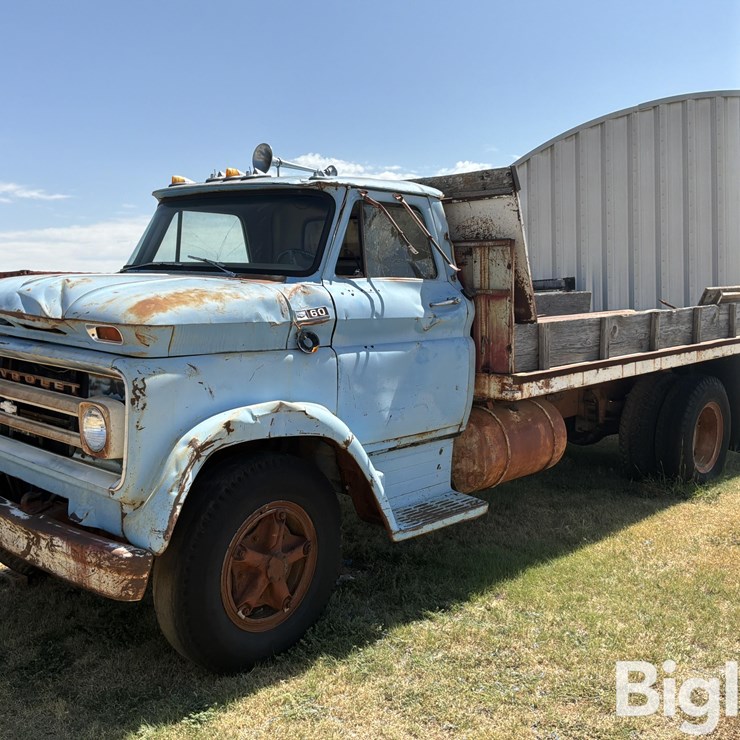 1965 CHEVROLET C60