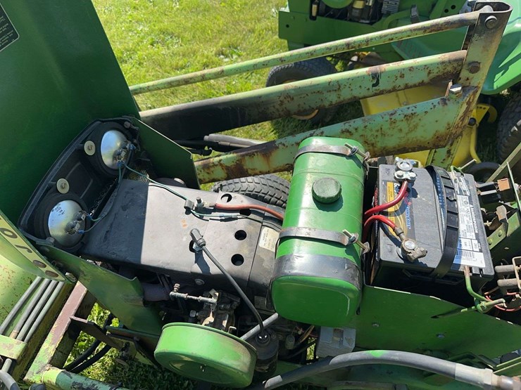 john-deere-140-image-11