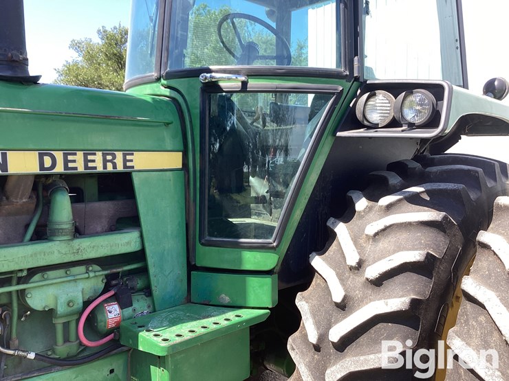 1982-john-deere-4440-image-13