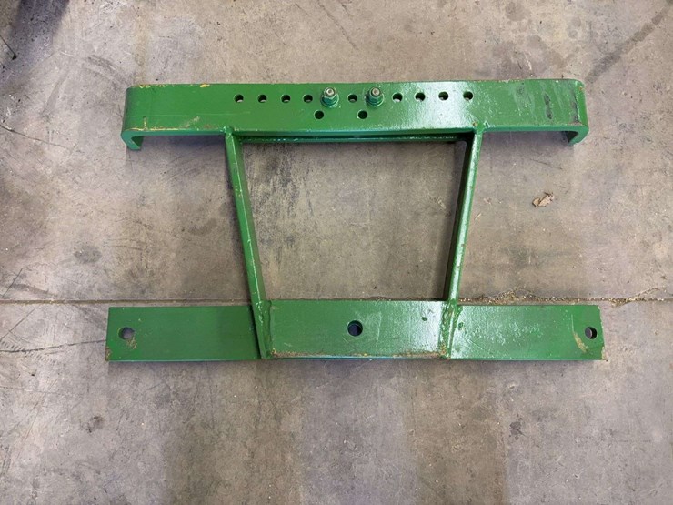 john-deere-dubuque-drawbar-image-1