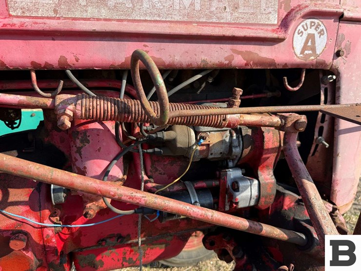 farmall-super-a-tractor-image-16