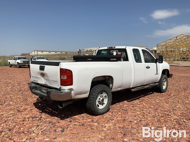 2013-chevrolet-silverado-2500-image-5
