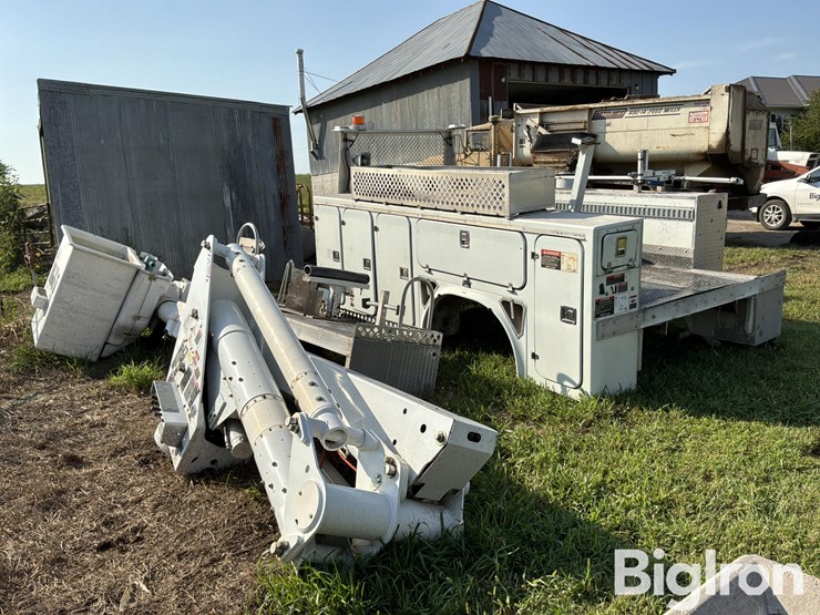 2010-altec-ta41m-image-3