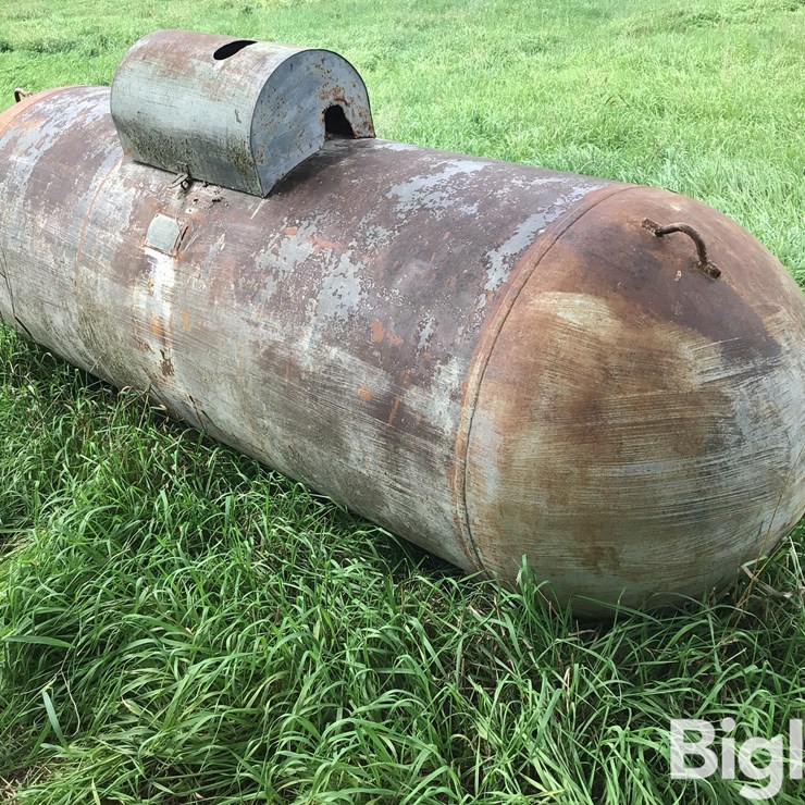 1954 500-Gal Propane Tank