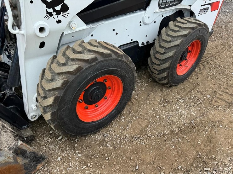 bobcat-s750-image-13