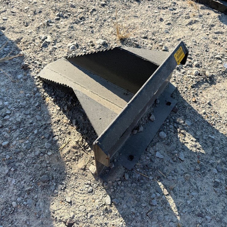 #98 • Mini Universal Skid Steer Tree Spade INV#54729