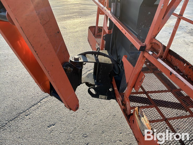 2017-jlg-460sj-image-16