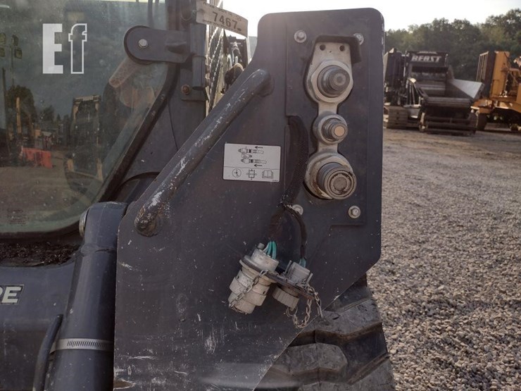 2019-deere-324g-image-20