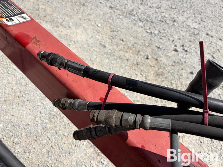 2011-case-ih-200-image-11