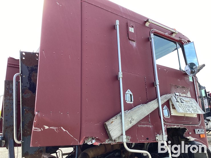1985-kenworth-k100e-image-15