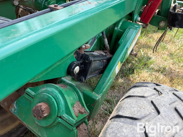 great-plains-ud3000-image-9