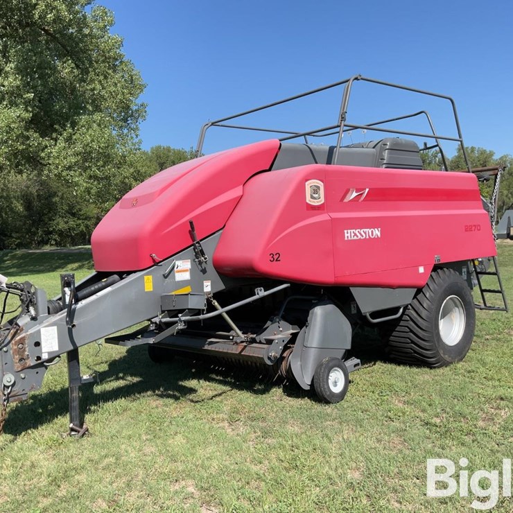 2014 MASSEY-FERGUSON 2270