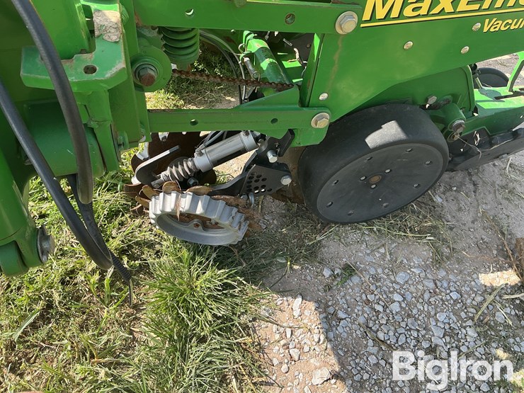 john-deere-1700-image-9