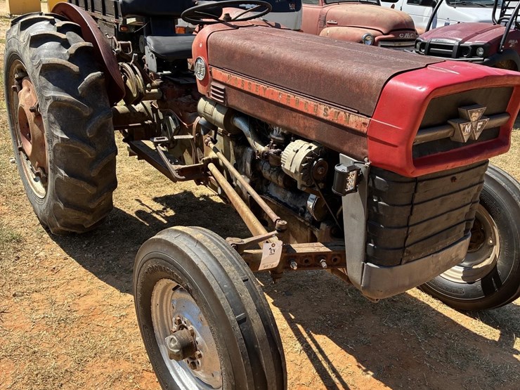 1971-massey-ferguson-135-image-2