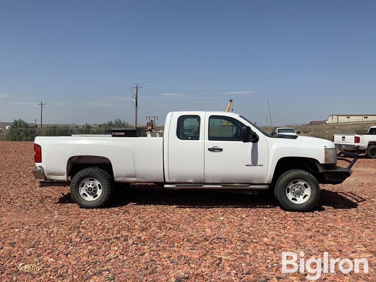 2013-chevrolet-silverado-2500-image-4