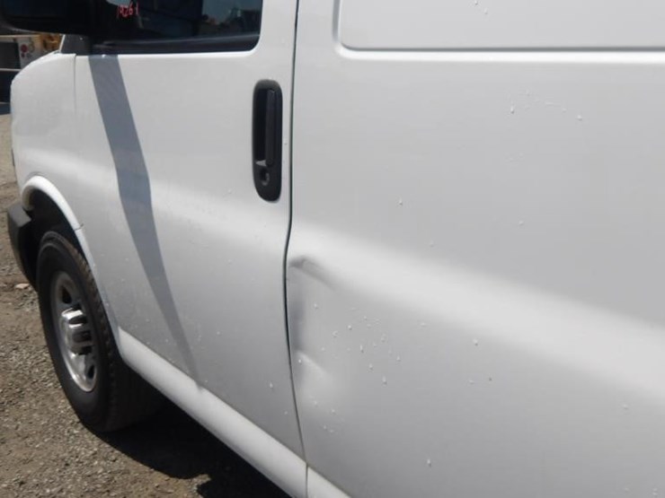 2019-chevrolet-express-2500-image-5