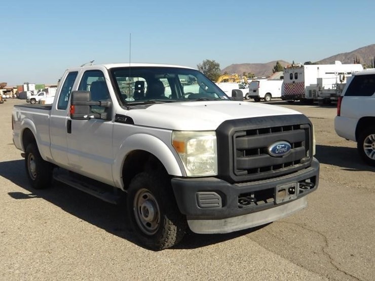 2011-ford-f250-image-2