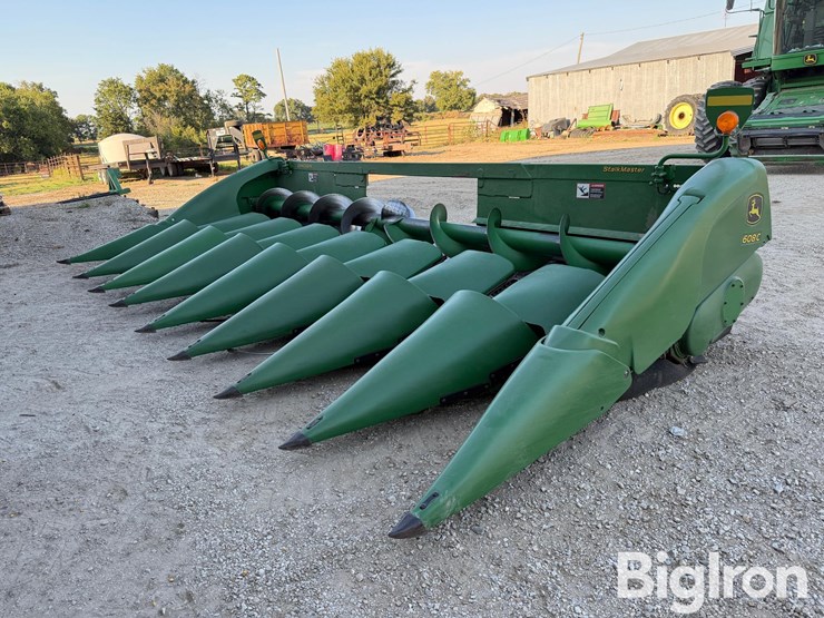 2008-john-deere-608c-stalkmaster-image-1