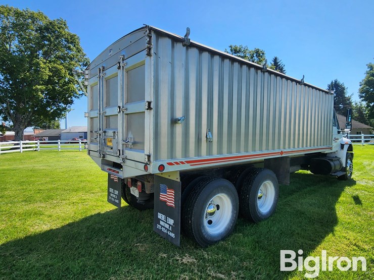 2006-international-durastar-4400-image-5