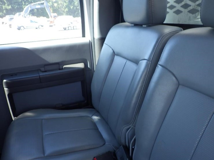2011-ford-f550-image-55
