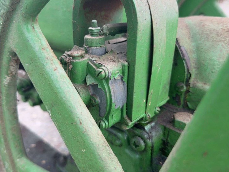 john-deere-112-image-13