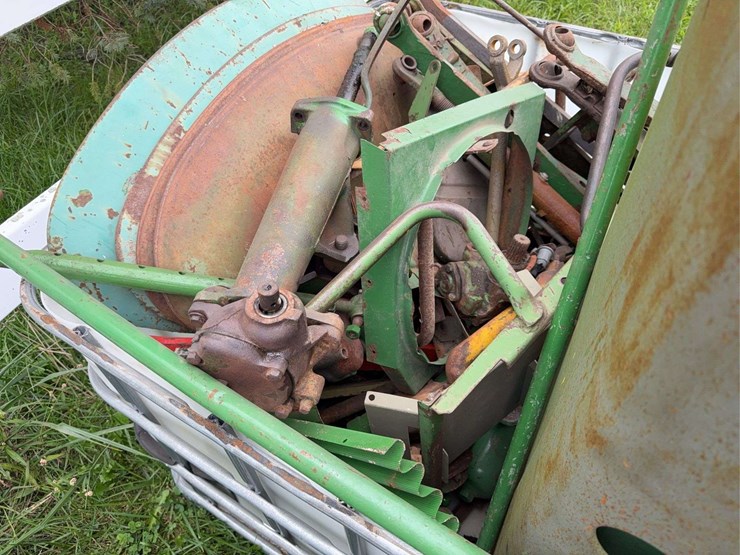 misc.-john-deere-dubuque-parts-image-8