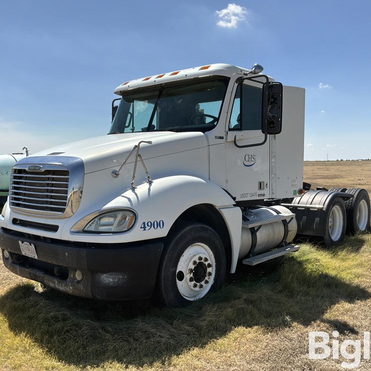 2007 FREIGHTLINER COLUMBIA 120