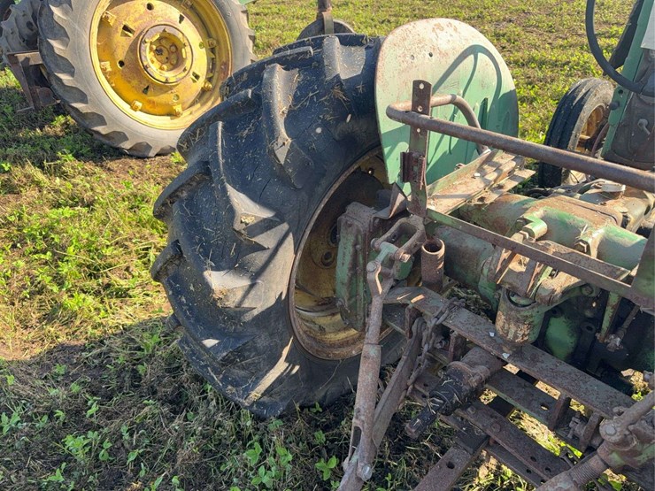 john-deere-420-image-10
