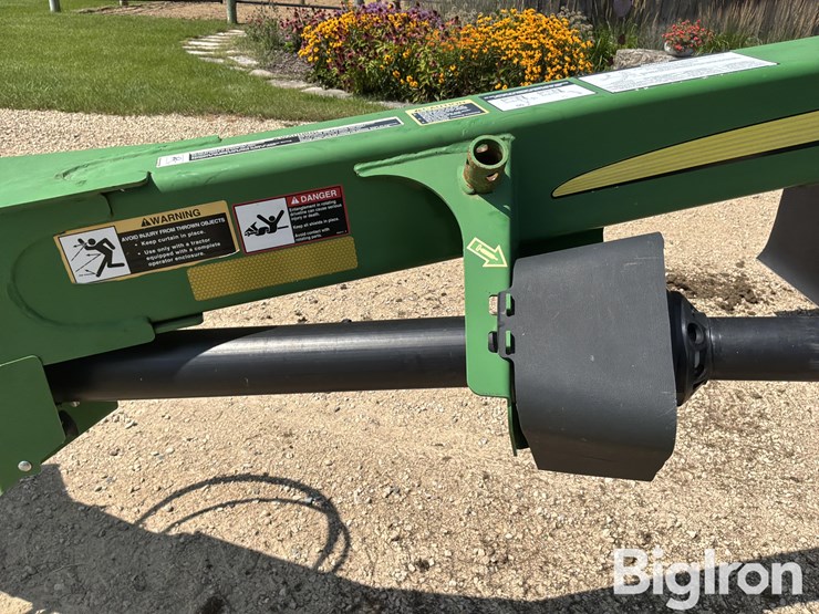 2015-john-deere-625-image-16