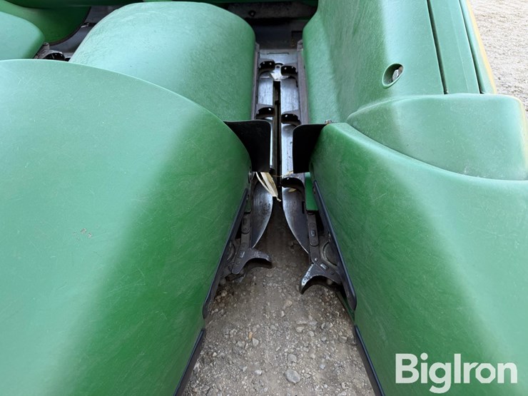 2008-john-deere-608c-stalkmaster-image-12