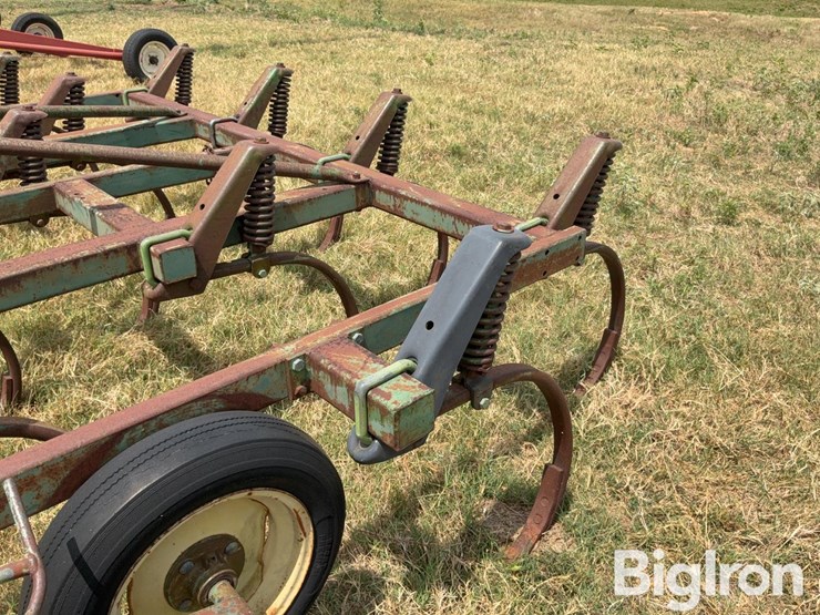 john-deere-1610-image-12