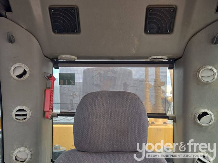 2015-volvo-ec350el-image-71