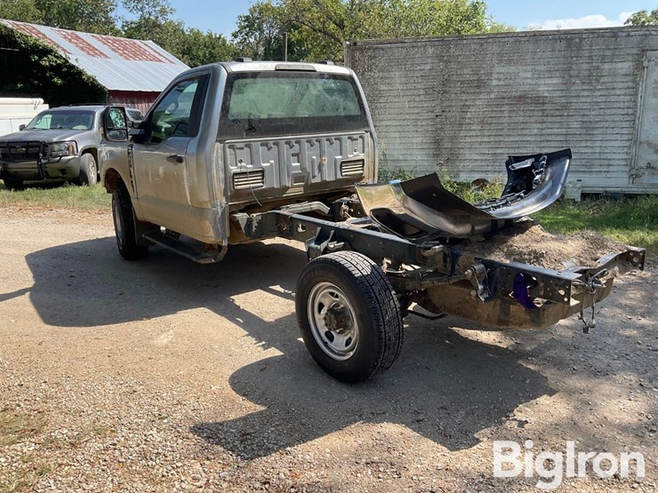 2024-ford-f350-image-7
