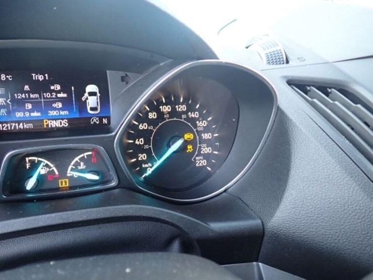 2019-ford-escape-image-14