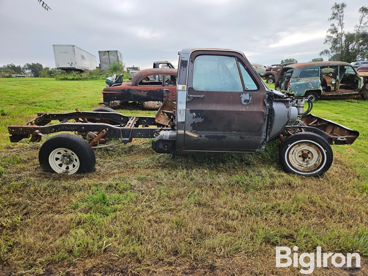 1986-chevrolet-c10-image-4