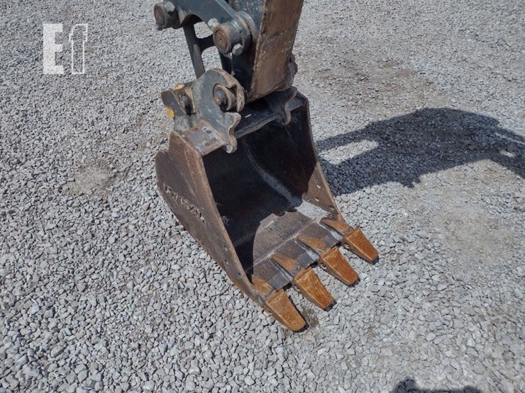 2021-deere-35g-image-22