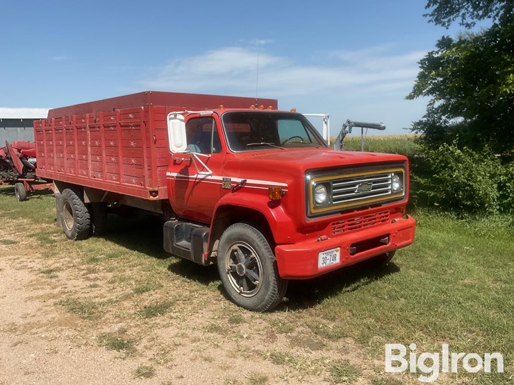 1974-chevrolet-c65-image-3