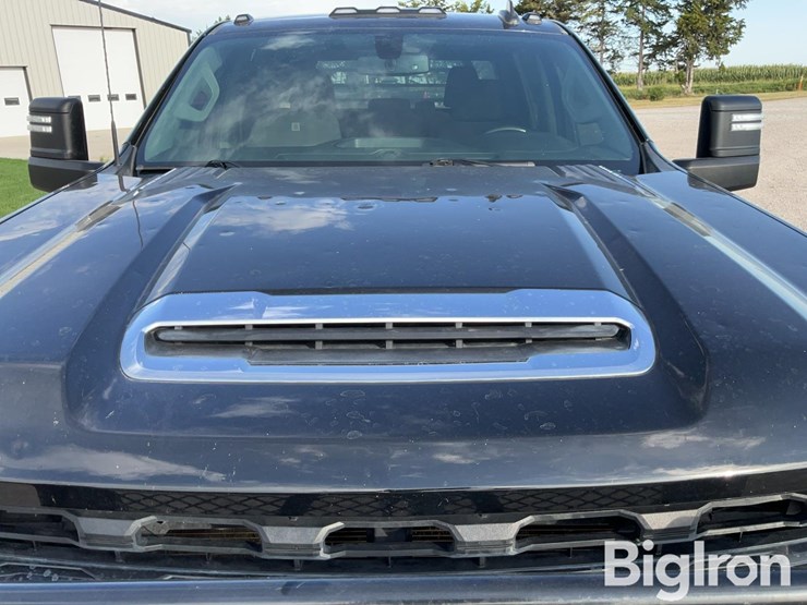 2021-chevrolet-silverado-3500-image-12