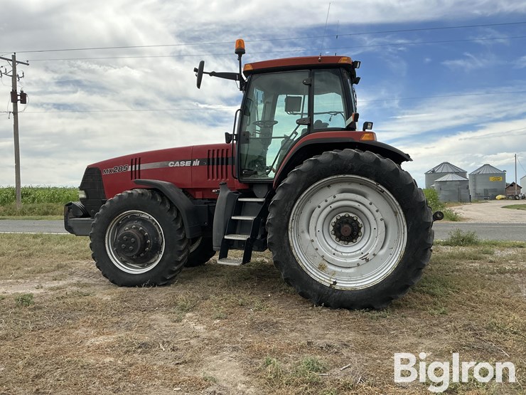2005-case-ih-mx285-image-8