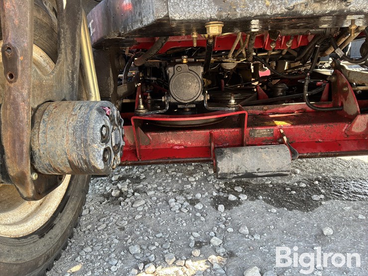 2015-massey-ferguson-730-image-13